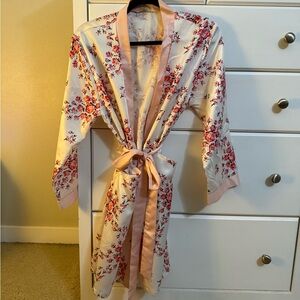 Morgan Lane Floral Satin Robe - Pink and Cream